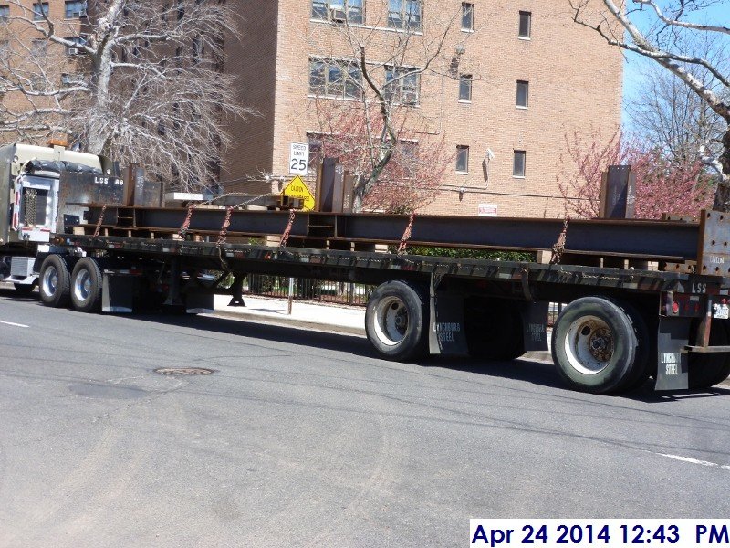 Steel Truck -1 at Cherry St. (800x600)